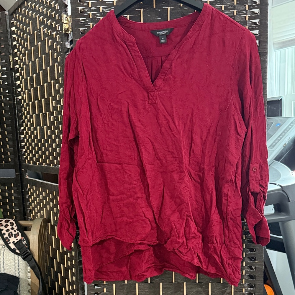 Simply Vera Vera Wang Burgundy Blouse